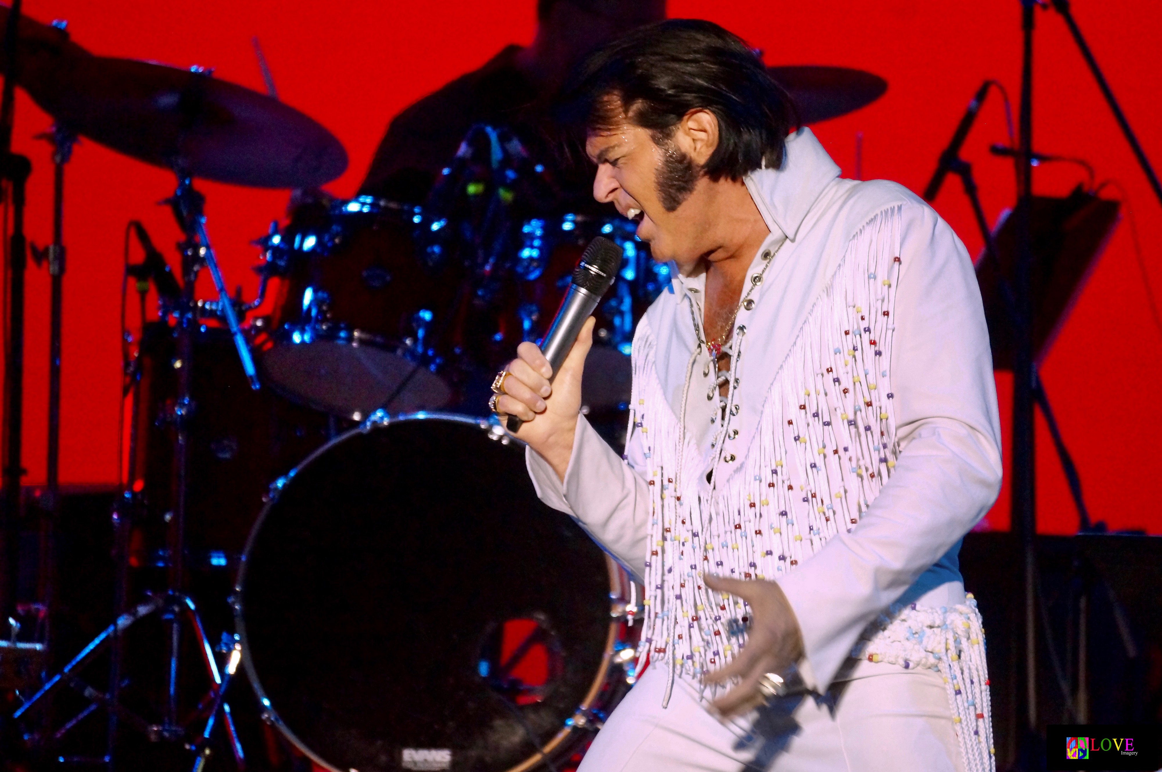 Image of Richie Santa as Elvis